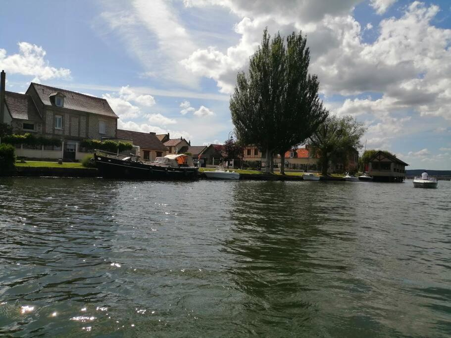 La Framboisette Villa Le Vaudreuil ภายนอก รูปภาพ